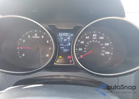 2017 Hyundai Veloster Value Edition из США, поврежденный, VIN KMHTC6AD6HU319430